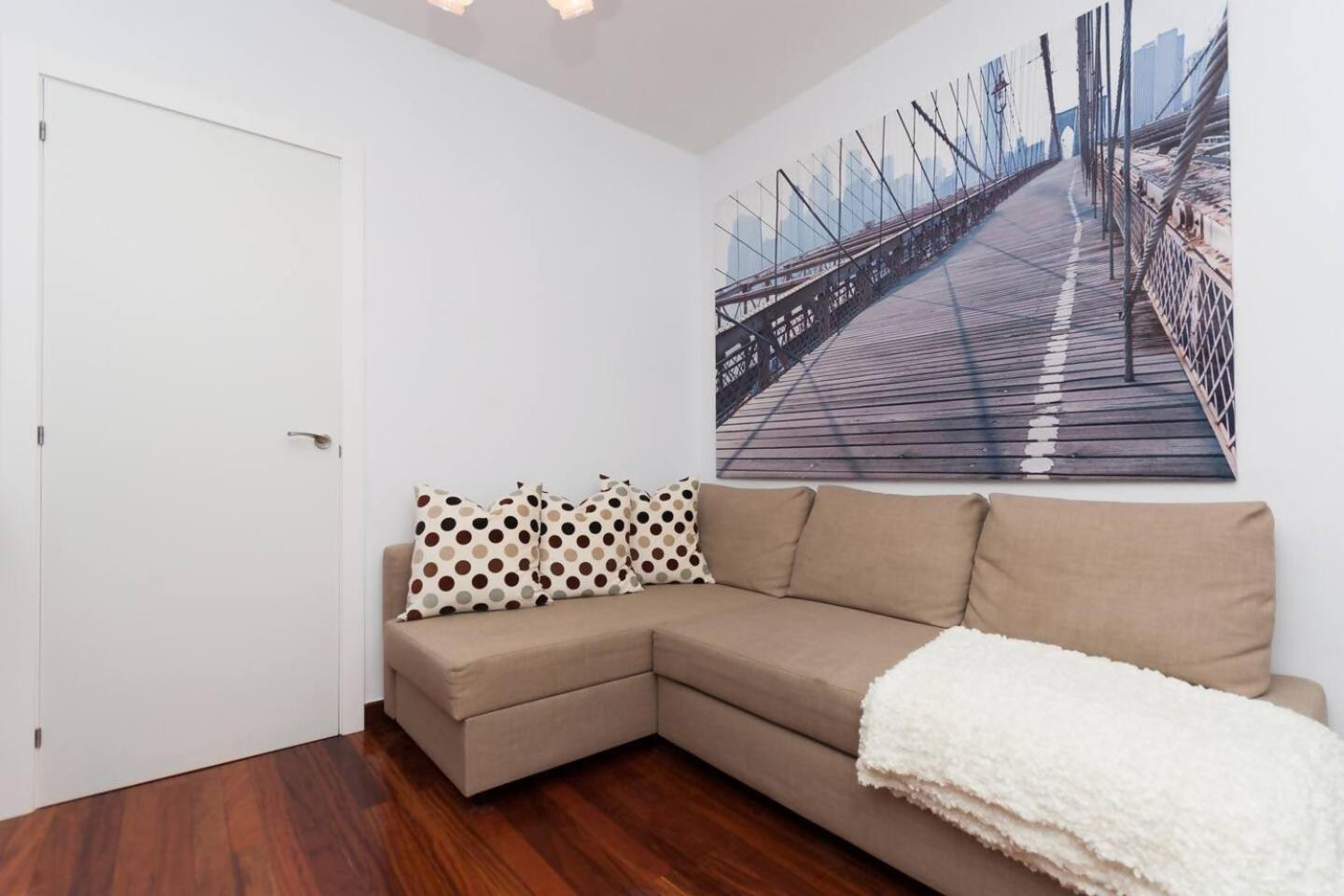 Apartamento Con Parking Privado Cerca De Zurriola San Sebastián Kültér fotó